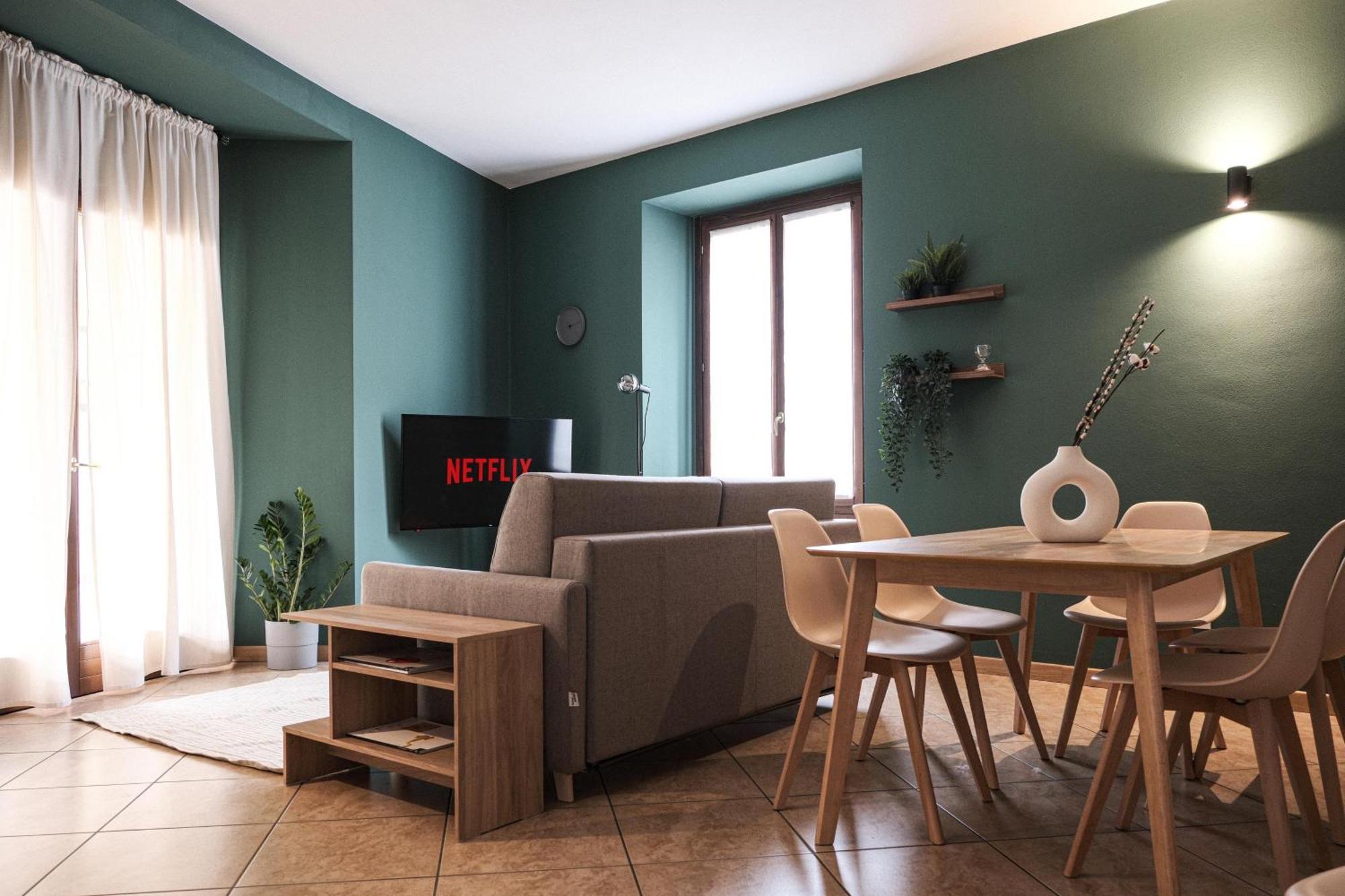 Charmescape Oldtown - 6 Min Walk To Berninaexpress Apartment Tirano Ngoại thất bức ảnh